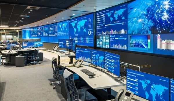 màn hình ghép LCD trong IOC hiển thị biểu đồ và dữ liệu phân tích
