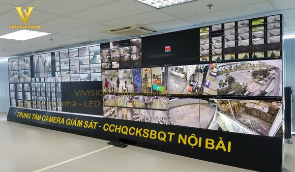 Hệ thống màn hình ghép LCD giám sát an ninh tại Trung tâm Camera Giám sát Nội Bài